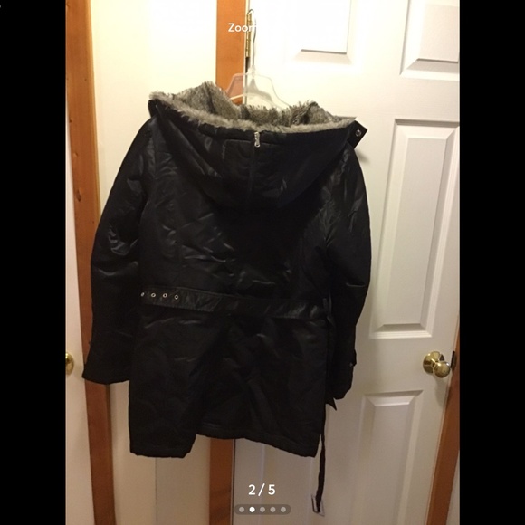 Guess coat - Picture 2 of 3